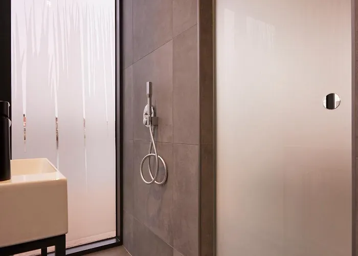 营地 Hannah Mirror Tiny House 登博斯