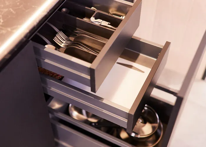 Hannah Mirror Tiny House * 登博斯