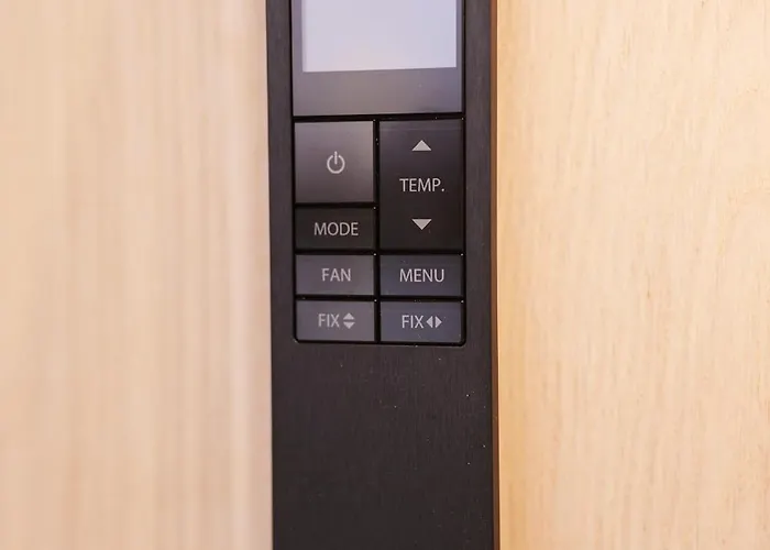 Hannah Mirror Tiny House