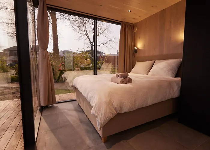 营地 Hannah Mirror Tiny House 登博斯